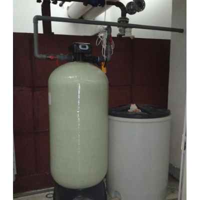 鍋爐中央空調軟水器循環水冷卻塔暖通制冷除水垢全自動軟化水設